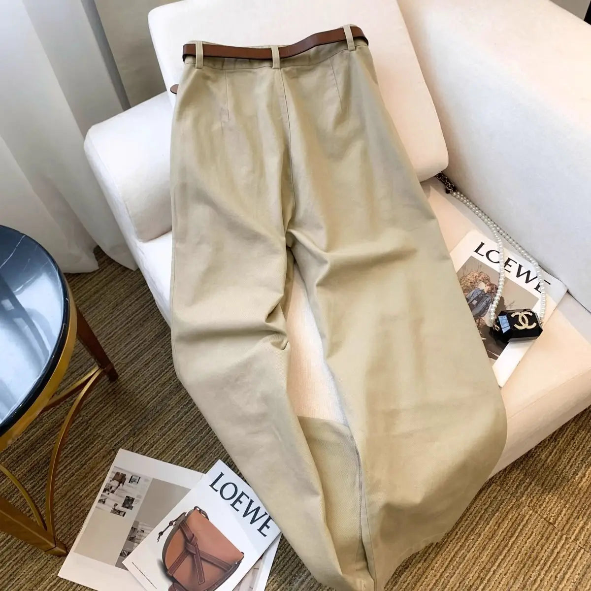 White High-Waist Wide Leg Jeans