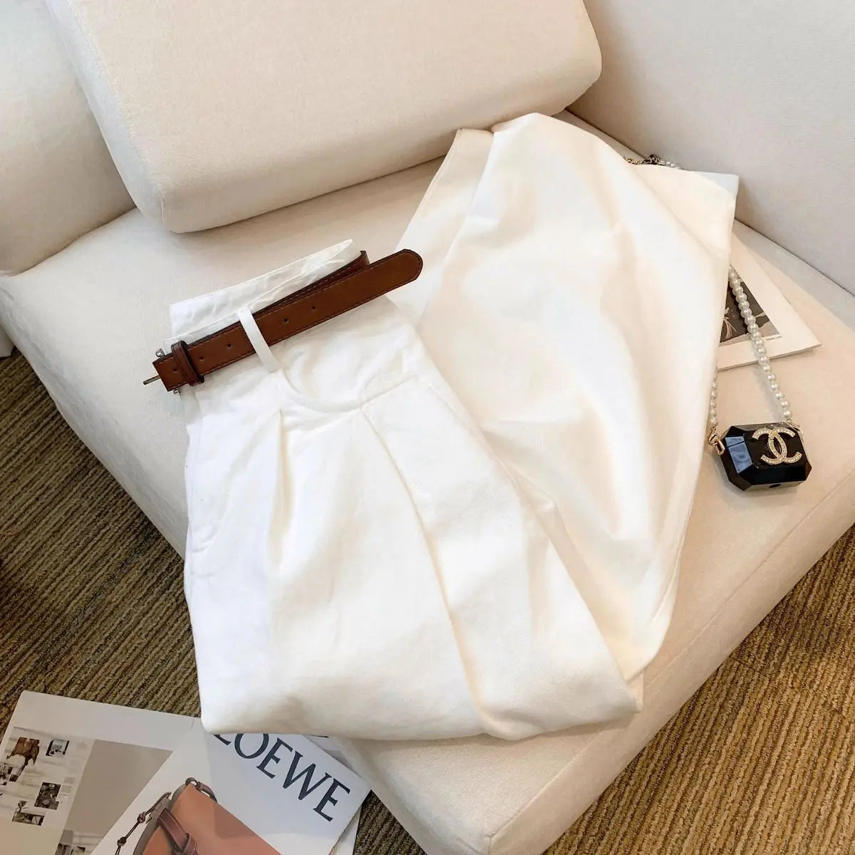 White High-Waist Wide Leg Jeans